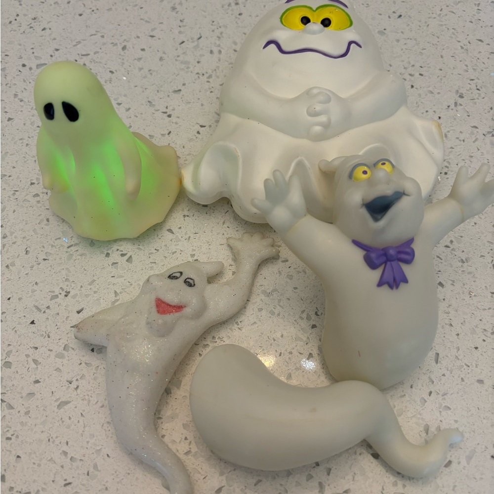 Casper The Friendly Ghost Vintage Suction Complete HMK CDS Hallmark Cards  Lot